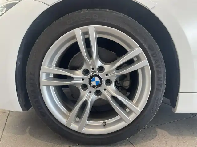 ＢＭＷ ３１８ｉ ツーリング Mスポーツ 愛知県 2018(平30)年 5.4万km アルピンホワイトⅢ ｉＤｒｉｖｅＨＤＤナビ　/Ｂｌｕｅｔｏｏｔｈ　/ＣＤ／ＤＶＤ　/バックカメラ　/クルーズコントロール　/インテリジェントセーフティー　/ＬＫＡ　/ＬＤＷ　/ＢＳＭ　/コーナーセンサー　/ＬＥＤヘッドライト　/ＥＴＣ２．０/プッシュスタート/アイドリングストップ