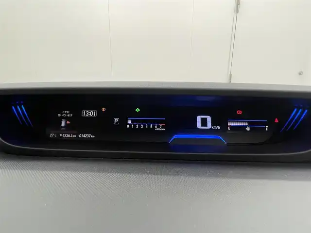 ホンダ フリード＋ G ホンダセンシング 茨城県 2017(平29)年 1.5万km クリスタルブラックパール 純正ナビ/バックカメラ/フルセグ/衝突被害軽減ブレーキ/車線逸脱抑制装置/レーダークルーズコントロール/両側電動スライドドア/ETC/ドラレコ/LEDヘッドライト/スマートキー