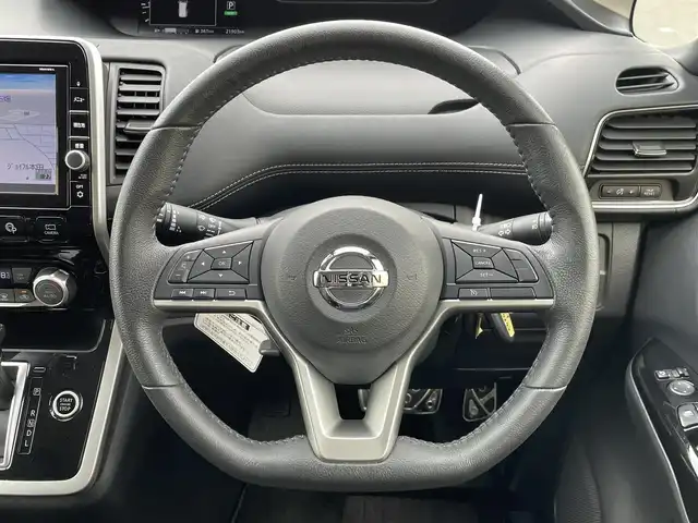 日産 セレナ ハイウェイスター G 東京都 2019(平31)年 2.2万km ブリリアントシルバー 純正ナビ/アラウンドビューモニター/エマージェンシーブレーキ/車線逸脱警報/ソナー/クルーズコントロール/ハンズフリーオートスライドドア/ＥＴＣ/ドライブレコーダー/ステアリングスイッチ