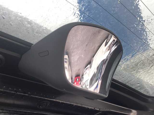 ホンダ Ｎ ＢＯＸ カスタム G Lパッケージ 三重県 2013(平25)年 9万km クリスタルブラックパール (株)IDOMが運営する【じしゃロン四日市店】の自社ローン専用車両になります。こちらは現金またはオートローンご利用時の価格です。自社ローンご希望の方は別途その旨お申付け下さい/社外SDナビ（CD/AM/FM）/ワンセグTV/パドルシフト/片側パワースライド/純正14インチAW/エンジンスタートボタン/スマートキー/アイドリングストップ/純正フロアマット/キセノンライト