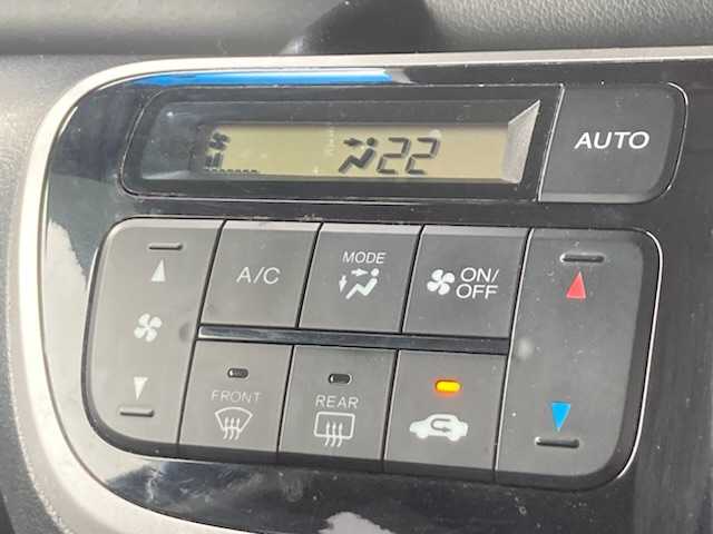 ホンダ Ｎ ＢＯＸ カスタム G Lパッケージ 三重県 2013(平25)年 9万km クリスタルブラックパール (株)IDOMが運営する【じしゃロン四日市店】の自社ローン専用車両になります。こちらは現金またはオートローンご利用時の価格です。自社ローンご希望の方は別途その旨お申付け下さい/社外SDナビ（CD/AM/FM）/ワンセグTV/パドルシフト/片側パワースライド/純正14インチAW/エンジンスタートボタン/スマートキー/アイドリングストップ/純正フロアマット/キセノンライト