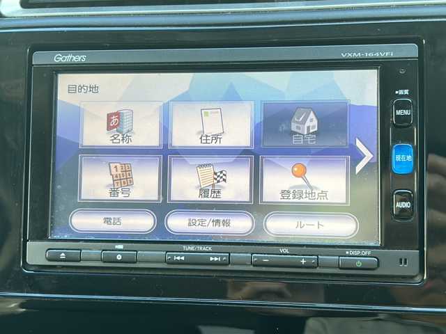 ホンダ シャトル G 沖縄県 2016(平28)年 7.7万km 黒 純正ナビ/（ＡＭ／ＦＭ／ＣＤ／ＤＶＤ／ＢＴ）　/フルセグＴＶ　/バックカメラ　/オートライト　/スマートキー　/ＬＥＤヘッドライト　/ＥＴＣ　/プッシュスタート　/横滑り防止装置　/純正フロアマット　/アイドリングストップ