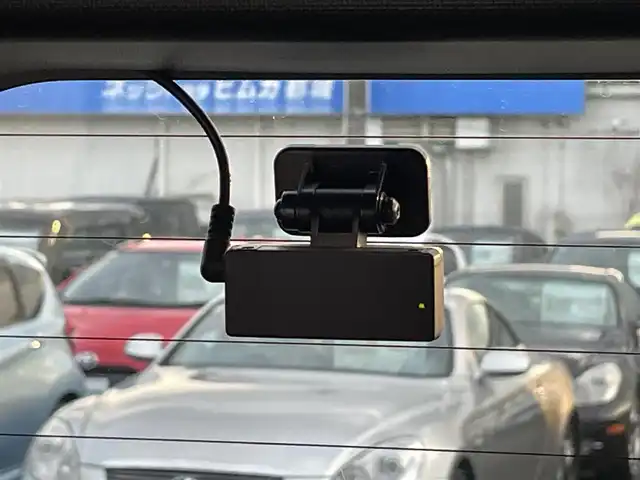 トヨタ ヴォクシー ZS 煌Ⅲ 宮崎県 2021(令3)年 3.8万km ホワイトパールクリスタルシャイン ワンオーナー/ディーラー純正ナビ(NSZN-Z08T)/(BT/AM/FM/CD/DVD)/バックカメラ/フルセグテレビ/スマートキー/ETC/前後ドライブレコーダー/ハーフレザー/両側パワースライドドア/オートマチックハイビーム/プッシュスタート/クルーズコントロール/LEDヘッドライト/アイドリングストップ