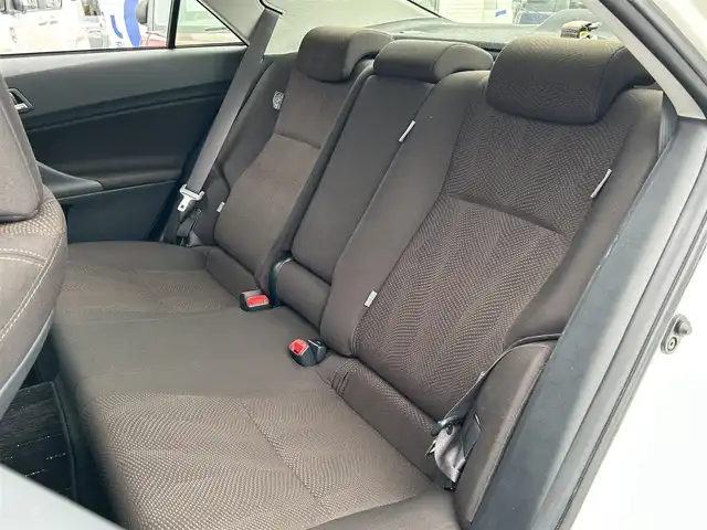 トヨタ マークＸ 250G 沖縄県 2014(平26)年 6.8万km パール (株)IDOMが運営する【じしゃロンコザ店】の自社ローン専用車両になりますこちらは現金またはオートローンご利用時の価格です。自社ローンご希望の方は別途その旨お申付け下さい/ＣＤ再生　/ＥＴＣ　/スマートキー/パワーシート　/パワーステアリング　/パワーウィンドウ　/プッシュスタート/純正フロアマット　/純正アルミホイール　/カーテンエアバック　/キセノンヘッドライト　/取扱説明書