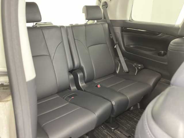 トヨタ アルファード S Cパッケージ 兵庫県 2018(平30)年 3.9万km ラグジュアリーホワイトパールクリスタルシャインガラスフレーク ・純正ナビ（フルセグ・CD・DVD・SD・BT・HDMI）/・バックカメラ/・デジタルインナーミラー/・サンルーフ/・ドライブレコーダー/・ビルトインETC2.0/・レーントレーシングアシスト/・クリアランスソナー/・パーキングサポートブレーキ/・プリクラッシュセーフティ/・ロードサインアシスト/・ナノイー/・オートマチックハイビーム/・三眼LEDオートライト/・フォグランプ/・電動パーキングブレーキ/・ブレーキホールド/・ステアリングヒーター/・合皮シート/・シートヒーター/・シートベンチレーション/・パワーシート/・両側パワースライドドア/・パワーバックドア/・純正フリップダウンモニター/・AC100V/・プッシュスタート/・スマートキー/・W＋サイドエアバック/・カーテンエアバック