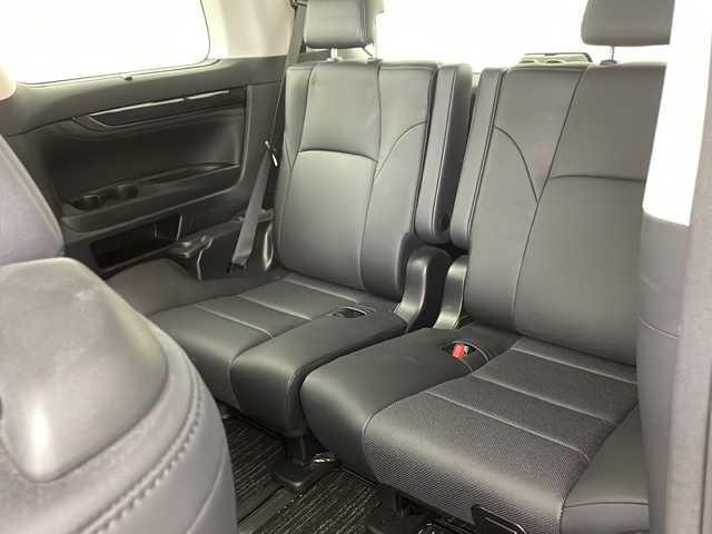 トヨタ アルファード S Cパッケージ 兵庫県 2018(平30)年 3.9万km ラグジュアリーホワイトパールクリスタルシャインガラスフレーク ・純正ナビ（フルセグ・CD・DVD・SD・BT・HDMI）/・バックカメラ/・デジタルインナーミラー/・サンルーフ/・ドライブレコーダー/・ビルトインETC2.0/・レーントレーシングアシスト/・クリアランスソナー/・パーキングサポートブレーキ/・プリクラッシュセーフティ/・ロードサインアシスト/・ナノイー/・オートマチックハイビーム/・三眼LEDオートライト/・フォグランプ/・電動パーキングブレーキ/・ブレーキホールド/・ステアリングヒーター/・合皮シート/・シートヒーター/・シートベンチレーション/・パワーシート/・両側パワースライドドア/・パワーバックドア/・純正フリップダウンモニター/・AC100V/・プッシュスタート/・スマートキー/・W＋サイドエアバック/・カーテンエアバック