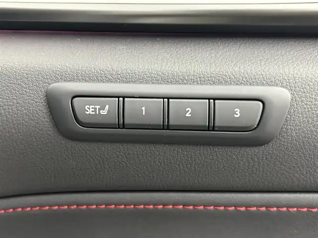 レクサス ＮＸ 350h Fスポーツ 千葉県 2023(令5)年 5.2万km ホワイトノーヴァガラスフレーク 禁煙車/ワンオーナー/レクサスセーフティセンス/・レーンディパーチャーアラート/・クリアランスソナー/・ブラインドスポットモニター/・パーキンサポートブレーキ/・ヘッドアップディスプレイ/・レーダークルーズコントロール/サンルーフ/パワーバックドア/オレンジブレーキキャリパー/純正14型ディスプレイオーディオナビ付き/・Bluetooth/USB/・全方位カメラ/・ビルトインETC2.0/・パドルシフト/革巻きステアリング/・ステアリングスイッチ/・ステアリングヒーター/赤革レザーシート/・DNシートヒーター/・DNエアーシート/・DNパワーシート/・D席メモリ付き/置くだけ充電/純正フロアマット/純正20インチAW/オートライト/・オートマチックハイビーム/・LEDヘッドライト/・LEDフォグランプ