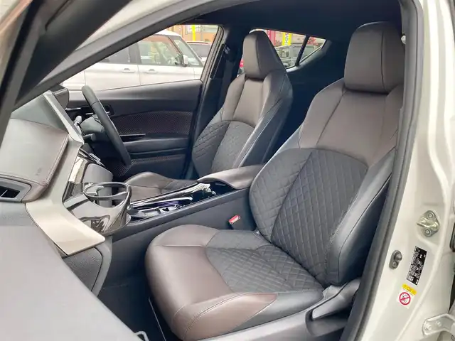 トヨタ Ｃ－ＨＲ G LEDエディション 岐阜県 2018(平30)年 5.1万km ホワイトパールクリスタルシャイン ワンオーナー/TRDフルエアロ/LEDエディション/C-HR専用ALPINE社製SDナビ/-BT/DVD/フルセグTV/カーアロマ/プラズマクラスター/LEDヘッドライト/オートハイビーム/ブレーキホールド/ドライブレコーダー/ハーフレザーシート/電動パーキングブレーキ/ステアリングスイッチ/取扱説明書/保証書/スマートキー2本/純正フロアマット/バックカメラ/ETC