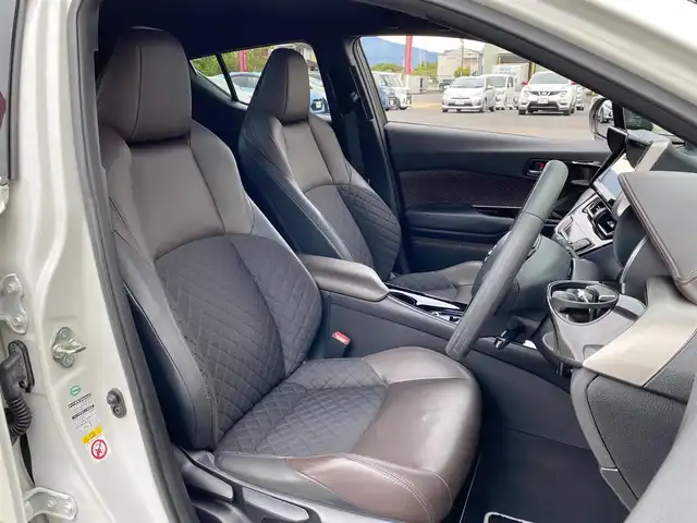 トヨタ Ｃ－ＨＲ G LEDエディション 岐阜県 2018(平30)年 5.1万km ホワイトパールクリスタルシャイン ワンオーナー/TRDフルエアロ/LEDエディション/C-HR専用ALPINE社製SDナビ/-BT/DVD/フルセグTV/カーアロマ/プラズマクラスター/LEDヘッドライト/オートハイビーム/ブレーキホールド/ドライブレコーダー/ハーフレザーシート/電動パーキングブレーキ/ステアリングスイッチ/取扱説明書/保証書/スマートキー2本/純正フロアマット/バックカメラ/ETC