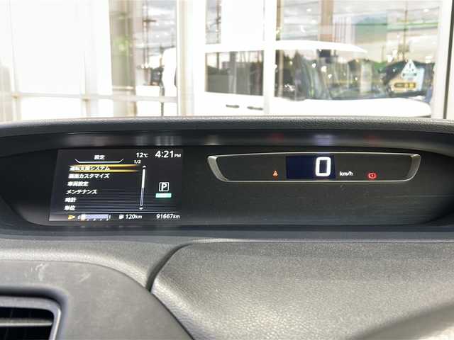 日産 セレナ ハイウェイスター 静岡県 2016(平28)年 9.2万km ブリリアントホワイトパール 2トーン 社外メモリナビ/・CD/・DVD/・フルセグＴＶ/・Bluetooth/・AM/・FM/主要装備/・両側パワスラ/・後席モニター/・衝突軽減/・クルコン/・ETC/・社外フロアマット/・純正アルミホイール/・LEDヘッドライト/・オートライト/・フォグランプ/・スマートキー/・プッシュスタート