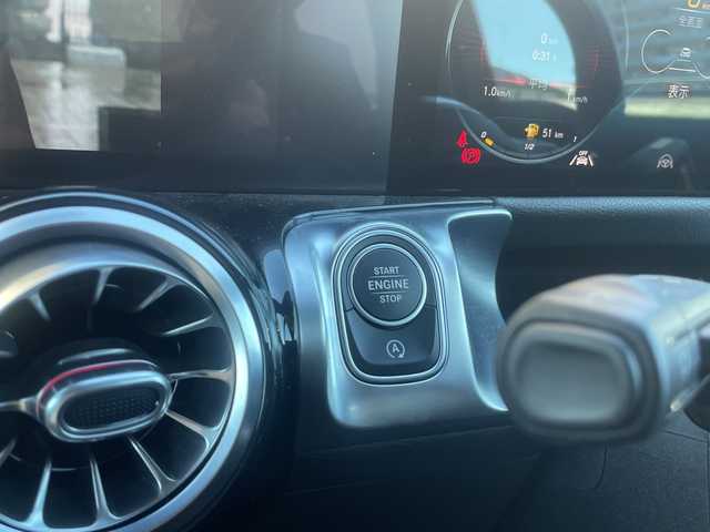 メルセデス・ベンツ ＧＬＢ２００ｄ AMGライン 栃木県 2021(令3)年 3.9万km マウンテングレー 純正ナビ /全周囲カメラ /アンビエントライト /フルセグTV Bluetooth /パワーシート /ドラレコ /シートメモリー/ レーダークルーズ /パワーバックドア /コーナーセンサー/ LED