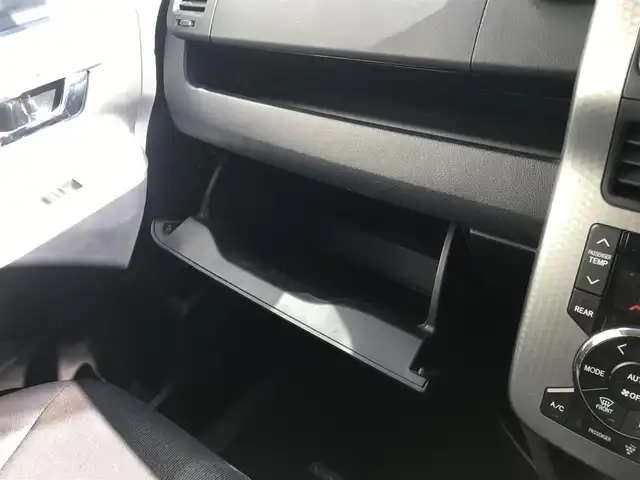 トヨタ ヴォクシー ZS 煌Z 富山県 2013(平25)年 5.4万km ブラック 純正ナビ/フルセグTV/バックカメラ/両側パワースライドドア/スマートキー/プッシュスタート/HIDヘッドライト/オートライト/ETC/ステアリングスイッチ/革巻きステアリング