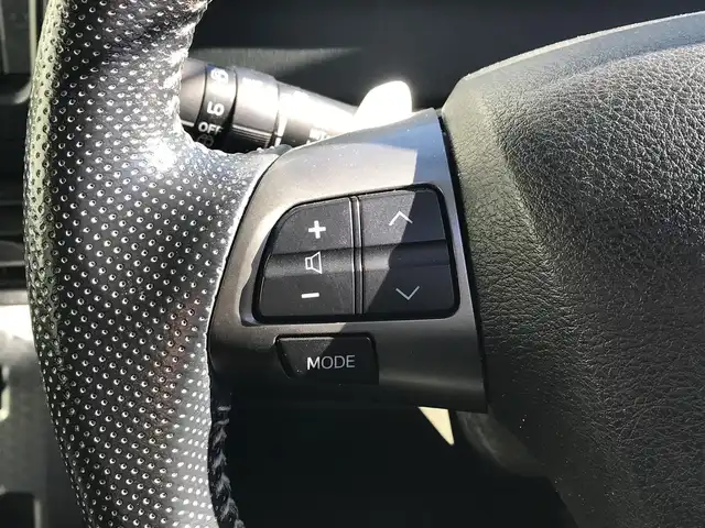 トヨタ ヴォクシー ZS 煌Z 富山県 2013(平25)年 5.4万km ブラック 純正ナビ/フルセグTV/バックカメラ/両側パワースライドドア/スマートキー/プッシュスタート/HIDヘッドライト/オートライト/ETC/ステアリングスイッチ/革巻きステアリング