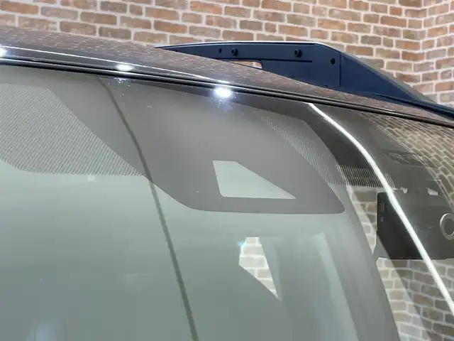 トヨタ ＲＡＶ４ アドベンチャー オフロードPKG 岩手県 2021(令3)年 3万km グレーメタリック ４WD/寒冷地仕様/TRDフロントバンパーガーニッシュ/TRDバックドアロアガーニッシュ/オーバーフェンダー/ルーフレール/パノラミックビューモニター/マルチテレインセレクト/ハンズフリーパワーバックドア/置くだけ充電/トヨタセーフティセンス/レーダークルーズコントロール/レーントレーシングアシスト/クリアランスソナー/ダウンヒルアシストコントロール/パワーシート（運転席）/シートヒーター・シートベンチレーション（前席）/ステアリングヒーター/MTモード付きAT/9インチディスプレイオーディオ/（ナビ/フルセグ/USB/Bluetooth/AppleCarPlay/AndroidAuto/ミラキャスト）/ETC/ドライブレコーダー/LEDヘッドランプ/純正18インチアルミホイール