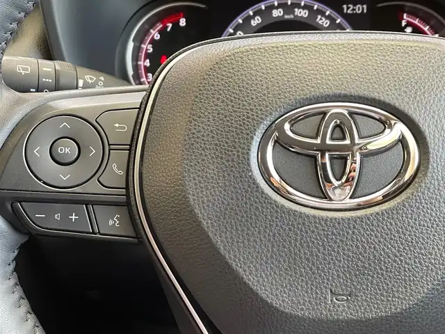 トヨタ ＲＡＶ４ アドベンチャー オフロードPKG 岩手県 2021(令3)年 3万km グレーメタリック ４WD/寒冷地仕様/TRDフロントバンパーガーニッシュ/TRDバックドアロアガーニッシュ/オーバーフェンダー/ルーフレール/パノラミックビューモニター/マルチテレインセレクト/ハンズフリーパワーバックドア/置くだけ充電/トヨタセーフティセンス/レーダークルーズコントロール/レーントレーシングアシスト/クリアランスソナー/ダウンヒルアシストコントロール/パワーシート（運転席）/シートヒーター・シートベンチレーション（前席）/ステアリングヒーター/MTモード付きAT/9インチディスプレイオーディオ/（ナビ/フルセグ/USB/Bluetooth/AppleCarPlay/AndroidAuto/ミラキャスト）/ETC/ドライブレコーダー/LEDヘッドランプ/純正18インチアルミホイール