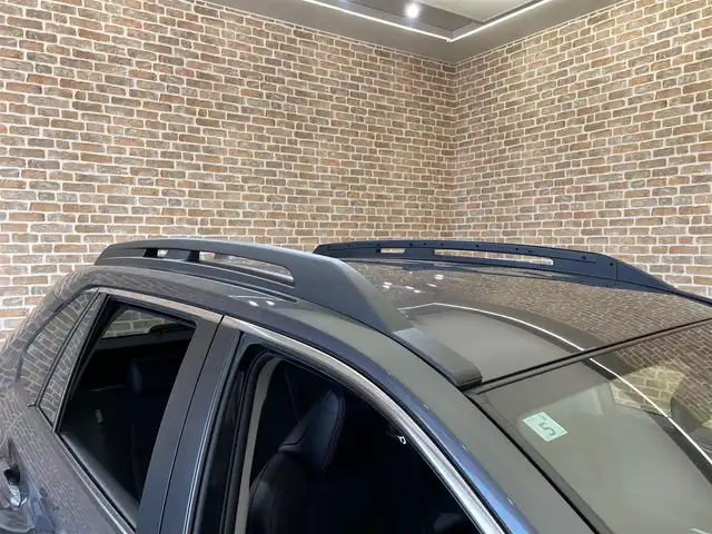 トヨタ ＲＡＶ４ アドベンチャー オフロードPKG 岩手県 2021(令3)年 3万km グレーメタリック ４WD/寒冷地仕様/TRDフロントバンパーガーニッシュ/TRDバックドアロアガーニッシュ/オーバーフェンダー/ルーフレール/パノラミックビューモニター/マルチテレインセレクト/ハンズフリーパワーバックドア/置くだけ充電/トヨタセーフティセンス/レーダークルーズコントロール/レーントレーシングアシスト/クリアランスソナー/ダウンヒルアシストコントロール/パワーシート（運転席）/シートヒーター・シートベンチレーション（前席）/ステアリングヒーター/MTモード付きAT/9インチディスプレイオーディオ/（ナビ/フルセグ/USB/Bluetooth/AppleCarPlay/AndroidAuto/ミラキャスト）/ETC/ドライブレコーダー/LEDヘッドランプ/純正18インチアルミホイール