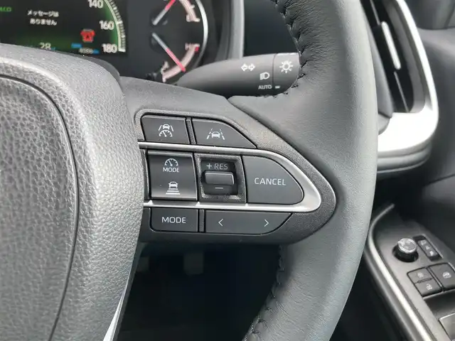 トヨタ ヴォクシー S－Z 千葉県 2024(令6)年 0.4万km アティチュードブラックマイカ ワンオーナー/純正10.5インチディスプレイオーディオプラス/(フルセグTV CD DVD BT FM AM HDMI)/快適利便パッケージ/プロジェクター式LEDヘッドライト/純正フリップダウンモニター/シートヒーター/前後ドライブレコーダー/バックカメラ/衝突被害軽減システム/車線逸脱警報/クルーズコントロール/ハーフレザーシート/両側パワースライドドア/ハンズフリーオートスライドドア/横滑り防止装置/ETC2.0/LEDヘッドライト/フォグランプ/オートライト/ウィンカーミラー/電動格納ミラー/純正17インチAW/シートリフター/ステアリングヒーター/TVキャンセラー/プッシュスタート/スマートキー/フロアマット/ドアバイザー/取扱説明書/保証書