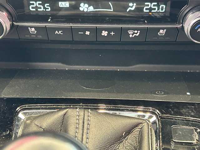 マツダ ＣＸ－８ XD Lパッケージ 埼玉県 2021(令3)年 3.9万km プラチナクォーツメタリック シティブレーキサポート/プレミアムサウンドBOSE/純正メモリナビ/　　BT/フルセグ/アラウンドビューモニター/パワーバックドア/レーダークルーズコントロール/LEDオートライト/レザーシート/シートヒーター/エアーシート/パワーシート/純正19インチアルミホイール/ステアリングヒーター/ステアリングスイッチ/USBポート/ETC2.0/禁煙車