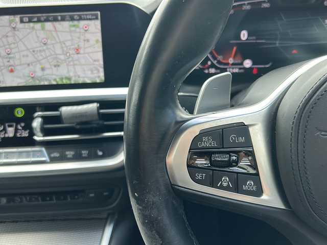 ＢＭＷ ３２０ｄ xDrive Mスポーツ 東京都 2019(令1)年 6.3万km サファイアブラックP 純正iDrive第７世代（Bluetooth接続、バックカメラ、フルセグテレビ）/前後ドライブレコーダー/アイドリングストップ/プッシュスタート/パーキングアシスト/純正ETC/スマートキー/USB端子入力/前席パワーシート/シートヒーター/純正アルミホイール/ABS/クルーズコントロール/レーンキープアシスト/前後コーナーセンサー/オートライト/オートマチックハイビーム