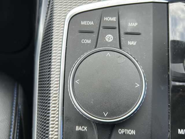 ＢＭＷ ３２０ｄ xDrive Mスポーツ 東京都 2019(令1)年 6.3万km サファイアブラックP 純正iDrive第７世代（Bluetooth接続、バックカメラ、フルセグテレビ）/前後ドライブレコーダー/アイドリングストップ/プッシュスタート/パーキングアシスト/純正ETC/スマートキー/USB端子入力/前席パワーシート/シートヒーター/純正アルミホイール/ABS/クルーズコントロール/レーンキープアシスト/前後コーナーセンサー/オートライト/オートマチックハイビーム