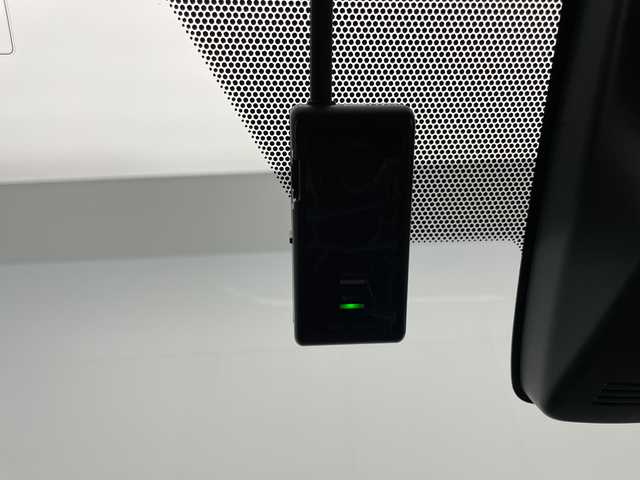 トヨタ アクア クロスオーバー 宮崎県 2018(平30)年 5.7万km ベージュ ワンオーナー/Toyota Safety Sense/〇プリクラシュセーフティ/〇レーンディパーチャーアラート/〇オートマチックハイビーム/〇先行車発進/社外7インチSDナビ/フルセグTV/CD/DVD/Bluetooth/バックカメラ/ハーフレザーシート/シートヒーター/ビルトインETC/純正ドライブレコーダー/純正16インチAW/スマートキー×２/保証書/取扱説明書