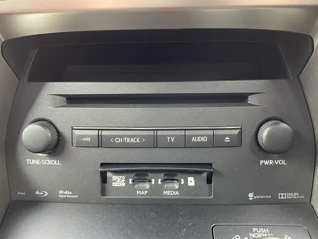 レクサス ＮＸ 200t Iパッケージ 大阪府 2016(平28)年 5.1万km グラファイトブラックガラスフレーク 衝突軽減ブレーキ/純正SDナビ/　Bluetooth/フルセグ/CD/DVD/AUX/バックカメラ/サイドカメラ/パワーバックドア/デジタルインナーミラー/LEDオートヘッドライト/フォグランプ/禁煙車/ポジションメモリー付パワーシート/シートヒーター/ステアリングヒーター/レーダークルーズコントロール/スマートキー/ビルトインETC/パドルシフト/ナノイー