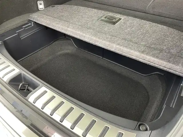 レクサス ＮＸ 200t Iパッケージ 大阪府 2016(平28)年 5.1万km グラファイトブラックガラスフレーク 衝突軽減ブレーキ/純正SDナビ/　Bluetooth/フルセグ/CD/DVD/AUX/バックカメラ/サイドカメラ/パワーバックドア/デジタルインナーミラー/LEDオートヘッドライト/フォグランプ/禁煙車/ポジションメモリー付パワーシート/シートヒーター/ステアリングヒーター/レーダークルーズコントロール/スマートキー/ビルトインETC/パドルシフト/ナノイー