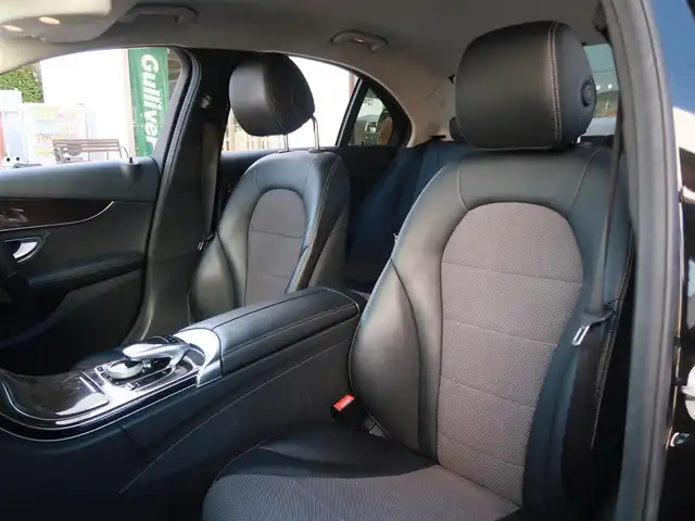 メルセデス・ベンツ Ｃ２００ アバンギャルド 千葉県 2016(平28)年 7.7万km オブシディアンブラック 純正ナビ　/フルセグＴＶ/Ｂｌｕｅｔｏｏｔｈ/バックカメラ/ドライブレコーダー/ハーフレザー /前席シートヒーター/ＥＴＣ２．０/ＬＥＤヘッドライト/クルコン　/パドルシフト/純正１７インチＡＷ/取説/保証書