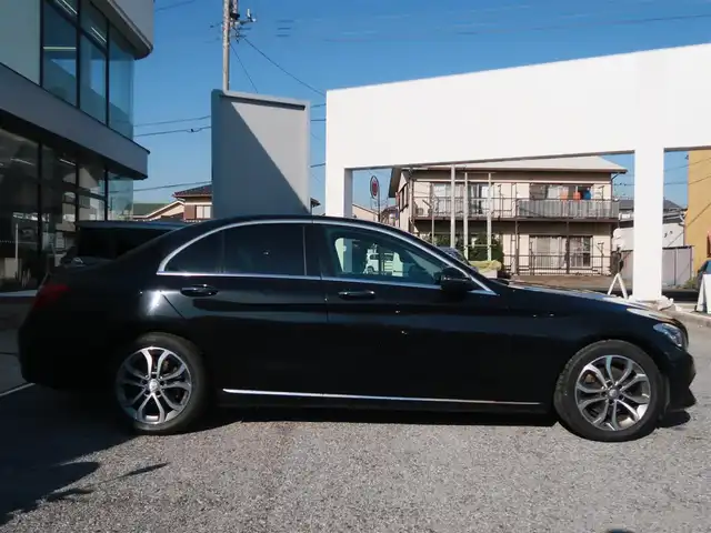 メルセデス・ベンツ Ｃ２００ アバンギャルド 千葉県 2016(平28)年 7.7万km オブシディアンブラック 純正ナビ　/フルセグＴＶ/Ｂｌｕｅｔｏｏｔｈ/バックカメラ/ドライブレコーダー/ハーフレザー /前席シートヒーター/ＥＴＣ２．０/ＬＥＤヘッドライト/クルコン　/パドルシフト/純正１７インチＡＷ/取説/保証書