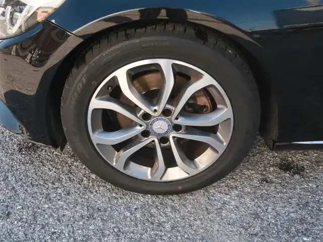 メルセデス・ベンツ Ｃ２００ アバンギャルド 千葉県 2016(平28)年 7.7万km オブシディアンブラック 純正ナビ　/フルセグＴＶ/Ｂｌｕｅｔｏｏｔｈ/バックカメラ/ドライブレコーダー/ハーフレザー /前席シートヒーター/ＥＴＣ２．０/ＬＥＤヘッドライト/クルコン　/パドルシフト/純正１７インチＡＷ/取説/保証書