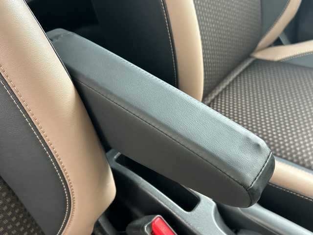 日産 ノート e－パワー メダリスト 大阪府 2018(平30)年 6.1万km シャイニングブルー インテリジェントエマージェンシーブレーキ/インテリジェントクルーズコントロール/踏み間違い衝突防止アシスト/LDW(車線逸脱警報）/インテリジェントLI(車線逸脱防止支援システム）/e-POWER Drive/ワンオーナー/純正ナビ(MM318D-W)/CD/DVD/Bluetooth/フルセグTV/SD/AM/FM/純正ドライブレコーダー(DJ4-D)/ETC/ハーフレザーシート/LEDヘッドライト/ハイビームアシスト/革巻ステアリング/ステアリングスイッチ/アームレスト/フロアマット/ドアバイザー/電動格納ミラー/プッシュスタート/インテリジェントキー×２/取扱説明書/ナビ取扱説明書/保証書