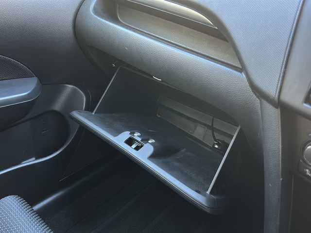 スズキ スイフト スポーツ 兵庫県 2015(平27)年 2.9万km スノーホワイトパール 社外SDナビ/　Bluetooth/USB/AUX/DVD/フルセグテレビ（走行中視聴可能）/ビルトインETC/MTモード付AT/前後ドライブレコーダー/クルーズコントロール/横滑り防止装置/ABS/盗難防止装置/スペアキー（1本）/純正フロアマット/純正アルミホイール（１７インチ）/エアバッグ（W）