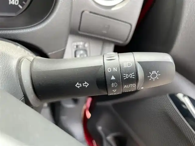 日産 デイズ ルークス HWS X Vセレクション 滋賀県 2018(平30)年 2.9万km スパークリングレッドM 禁煙車/純正ナビ（MM517D-W)/（CD/DVD/SD/BT/USB/フルセグTV）/エマージェンシーブレーキ/車線逸脱警報/オートマチックハイビーム/アラウンドビューモニター/ETC/前後ドライブレコーダー（ZDR055）/ハーフレザーシート/両側パワースライドドア/後席テーブル/プッシュスタート/インテリジェントキー×２/オーバーヘッドコンソール/ナノイー付リアシーリングファン/LEDヘッドランプ/フロアマット/純正15インチAW