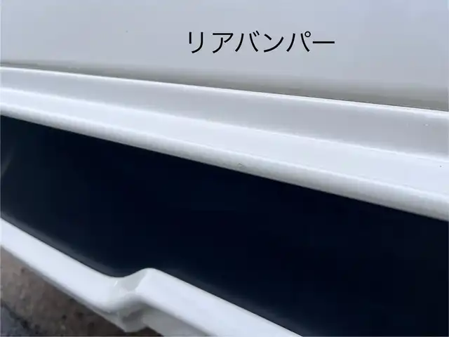 トヨタ プリウス S 三重県 2016(平28)年 6.7万km ホワイトパールクリスタルシャイン モデリスタフロントスポイラー/TRDサイドスカート/TRDリアバンパースポイラー/アルパイン9インチナビ(Bluetooth/CD/DVD/地デジTV/ラジオ)/バックカメラ/ETC/後席モニター/ドライブレコーダー/LEDヘッドランプ/LEDクリアランスランプ/LEDフロントフォグランプ/18インチホイール(AMD)/プッシュスタート