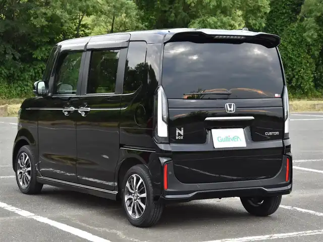 ホンダ Ｎ ＢＯＸ カスタム 福岡県 2024(令6)年 0.4万km クリスタルブラックパール ワンオーナー/純正9インチナビ/フルセグTV・BT・CD・DVD・FM・AM/バックカメラ/ETC/ナビ連動前後ドライブレコーダー/パワースライドドア/ホンダセンシング/ブレーキホールド/シートヒーター/純正14インチアルミホイール/保証書・取説・スペアキー