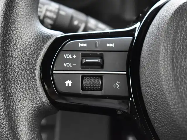 ホンダ Ｎ ＢＯＸ カスタム 福岡県 2024(令6)年 0.4万km クリスタルブラックパール ワンオーナー/純正9インチナビ/フルセグTV・BT・CD・DVD・FM・AM/バックカメラ/ETC/ナビ連動前後ドライブレコーダー/パワースライドドア/ホンダセンシング/ブレーキホールド/シートヒーター/純正14インチアルミホイール/保証書・取説・スペアキー