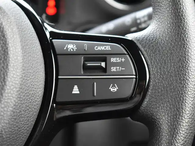 ホンダ Ｎ ＢＯＸ カスタム 福岡県 2024(令6)年 0.4万km クリスタルブラックパール ワンオーナー/純正9インチナビ/フルセグTV・BT・CD・DVD・FM・AM/バックカメラ/ETC/ナビ連動前後ドライブレコーダー/パワースライドドア/ホンダセンシング/ブレーキホールド/シートヒーター/純正14インチアルミホイール/保証書・取説・スペアキー