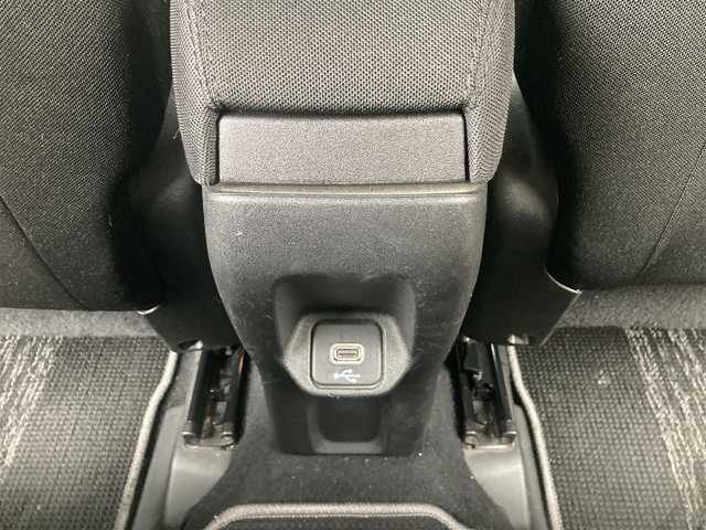 クライスラー・ジープ ジープ レネゲード ロンジチュード 熊本県 2020(令2)年 6.2万km パール ・スマートキー/・プッシュスタート/・前面衝突警報ブレーキ/・レーンセンス/・パーキングセンサー/・ブラインドスポットモニター/・アクティブヘッドライト/・クルーズコントロール/・純正ディスプレイオーディオ/　【Bluetooth・USB・AUX】/・バックカメラ/・フォグランプ/・純正マット