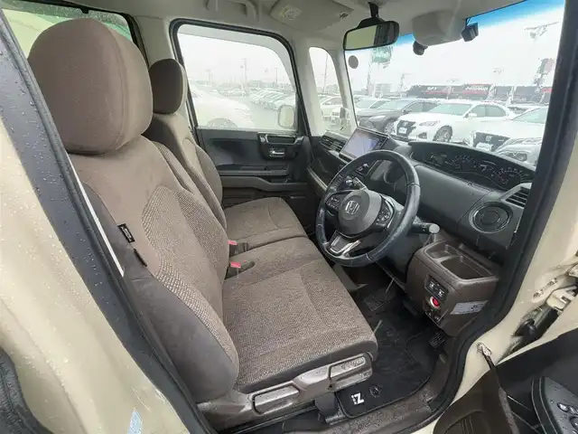 ホンダ Ｎ ＢＯＸ L ターボ 徳島県 2021(令3)年 2.3万km プレミアムアイボリーパールⅡ 純正8インチナビ　VXU-217NBi/AM/FM/Bluetooth/DISC/USB/TV/SD/iPod/バックカメラ/両側電動スライドドア/ビルトインETC/追従式クルーズコントロール/ドライブレコーダー/コーナーセンサー/純正フロアマット/シートヒーター/オートマッチクハイビーム/ドアバイザー/パドルシフト/スマートキー/プッシュスタート/オートライト