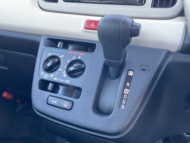 ダイハツ ミラ トコット L SA Ⅲ 富山県 2019(平31)年 2.7万km ブラックマイカメタリック 4WD/純正オーディオ/Bluetooth/USB/CD/衝突軽減ブレーキ/コーナーセンサー/オートハイビーム/横滑り防止装置/社外アルミホイール/リモコンキー/純正フロアマット/純正ドアバイザー