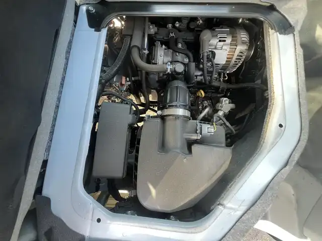 スズキ エブリイ PA 秋田県 2024(令6)年 2.3万km スペリアホワイト ４WD/禁煙車/スズキセーフティサポート/衝突被害軽減ブレーキデュアルカメラブレーキサポート/純正ラジオ付き時計パネル（AM/FM）/スズキ純正12インチアルミ（夏タイヤ装着）/アイドリングストップ/コーナーセンサー/レーンキープアシスト/オートマチックハイビーム/オートライト/パワーステアリング/ヘッドライトレベライザー/横滑り防止/寒冷地仕様/保証書/取扱説明書/記録簿/スペアキー1本有