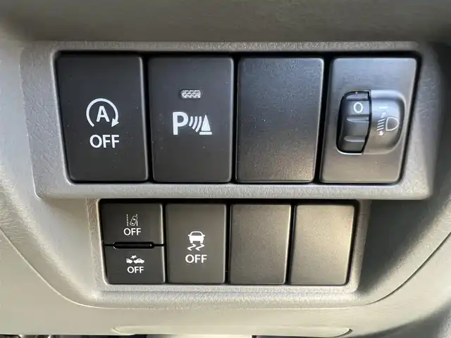 スズキ エブリイ PA 秋田県 2024(令6)年 2.3万km スペリアホワイト ４WD/禁煙車/スズキセーフティサポート/衝突被害軽減ブレーキデュアルカメラブレーキサポート/純正ラジオ付き時計パネル（AM/FM）/スズキ純正12インチアルミ（夏タイヤ装着）/アイドリングストップ/コーナーセンサー/レーンキープアシスト/オートマチックハイビーム/オートライト/パワーステアリング/ヘッドライトレベライザー/横滑り防止/寒冷地仕様/保証書/取扱説明書/記録簿/スペアキー1本有