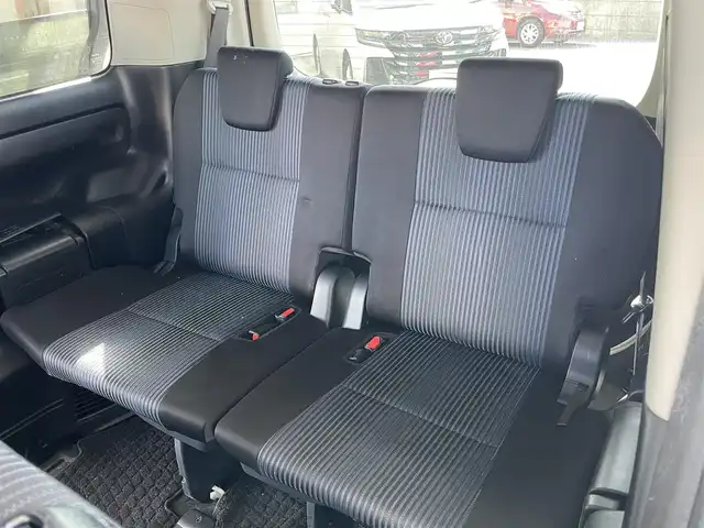 トヨタ ノア Si 茨城県 2014(平26)年 6.3万km ホワイトパールクリスタルシャイン 純正SDナビ/　(AM/FM/CD/DVD/TV/SD/Bluetooth)/フルセグTV/バックカメラ/両側パワースライドドア/ステアリングスイッチ/革巻きステアリング/ドライブレコーダー/ETC/アイドリングストップ/横滑り防止装置/LEDヘッドライト/オートライト/フォグランプ/純正アルミホイール16インチ/スマートキー/スペアキー/プッシュスタート/電格ミラー/ウィンカーミラー/純正フロアマット/ドアバイザー