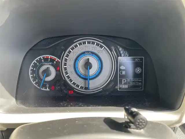 スズキ クロスビー HYBRID MZ 富山県 2018(平30)年 3.2万km ラッシュイエローメタリック/ブラック2トーンルーフ ワンオーナー／/アラウンドビューモニター／/純正８インチナビ／/フルセグＴＶ／/Ｂｌｕｅｔｏｏｔｈ／/ＤＶＤ再生／/運転席助手席シートヒーター／/ＬＥＤオートライト／/コーナーセンサー／/ビルトインＥＴＣ／/クルーズコントロール