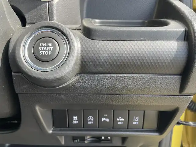 スズキ クロスビー HYBRID MZ 富山県 2018(平30)年 3.2万km ラッシュイエローメタリック/ブラック2トーンルーフ ワンオーナー／/アラウンドビューモニター／/純正８インチナビ／/フルセグＴＶ／/Ｂｌｕｅｔｏｏｔｈ／/ＤＶＤ再生／/運転席助手席シートヒーター／/ＬＥＤオートライト／/コーナーセンサー／/ビルトインＥＴＣ／/クルーズコントロール