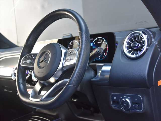 メルセデス・ベンツ Ｍ・ベンツ ＧＬＢ２００ｄ 4マチック AMGライン 和歌山県 2021(令3)年 6.6万km 黒 レザーエクスクルーシブパッケージ /アドバンスドパッケージ /黒グレーコンビ革 /ACC /純正ナビ /フルセグ /全方位カメラ /HUD /電動バックドア /パーキングアシスト /アンビエントライト /前席シートヒーター /純正ドラレコ /ルーフレール /ETC