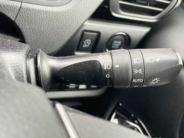 トヨタ ヴォクシー ZS 煌Ⅱ 静岡県 2019(令1)年 3.8万km ブラック /社外ナビ/地デジTV//社外CD/DVD/Bluetooth//バックカメラ//フリップダウンリアモニター//両側パワースライドドア//セーフティセンス//オートハイビーム//レーンキープアシスト//クルーズコントロール//純正16インチAW//ETC//LEDヘッドライト//スマートキー