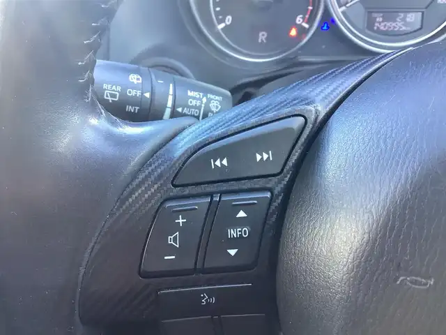 マツダ ＣＸ－５ XD プロアクティブ 京都府 2017(平29)年 14.1万km クリスタルホワイトパールマイカ ワンオーナー/4WD/純正ナビ　フルセグTV/　CD DVD BT USB AUX/バックカメラ/セーフティクルーズパッケージ/　スマートサポートブレーキ/　レーダークルーズ/　スマートシティブレーキサポート/　リアパーキングセンサー/　ドライバーアテンションアラート/ビルトインETC/LEDヘッドライト/前後フォグ/スマートキー×2/新車保証書/取扱説明書/　