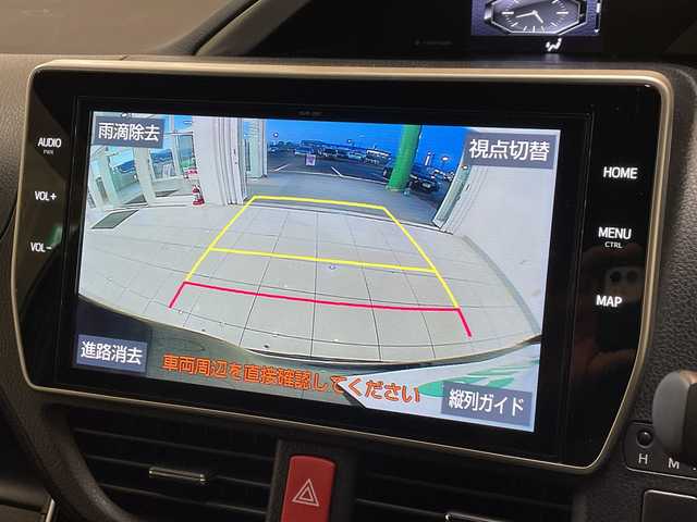 トヨタ ヴォクシー ZS 煌Ⅲ 新潟県 2020(令2)年 5.1万km ブラック 4WD/純正10インチSDナビ(NSZN-Z68T)/CD/DVD/BT/フルセグテレビ/バックカメラ/ETC/ドライブレコーダー/フリップダウンモニター/衝突被害軽減ブレーキ/レーンキープアシスト/クルーズコントロール/両側パワースライドドア/半革シート/MTモード付AT/コーナーセンサー/ステアリングスイッチ/スマートキー/プッシュスタート/LEDヘッドライト/オートライト/オートハイビーム/フォグランプ/純正16インチアルミホイール