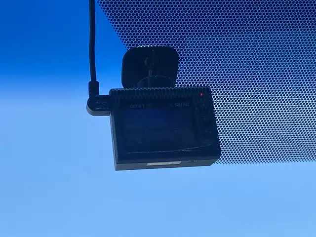 トヨタ アルファード S 岡山県 2018(平30)年 4.8万km ブラック ALPINE11インチナビ/フルセグTV、CD、DVD、Bluetooth、AM、FM/フリップダウンモニター/デジタルインナーミラー/バックカメラ/ETC/両側パワースライドドア/前後コーナーセンサー/前方ドライブレコーダーDRY-ST5100/プリクラッシュセーフティ/クリアランスソナー/レーントレーシングアシスト/パーキングサポートアシスト/ロードサインアシスト/レーダークルーズコントロール